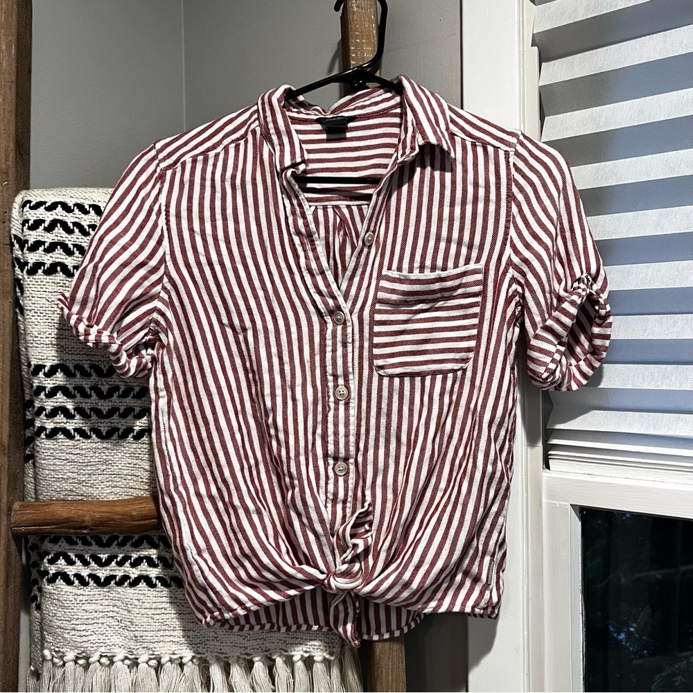 Eddie Bauer button up stripped shirt